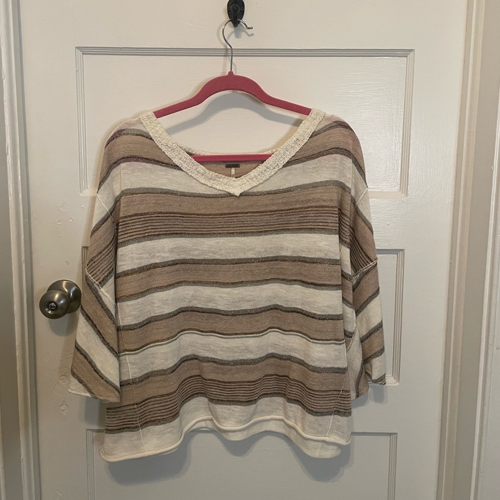 FREE PEOPLE Striped Neutral Short Sleeve VNeck Top - XS